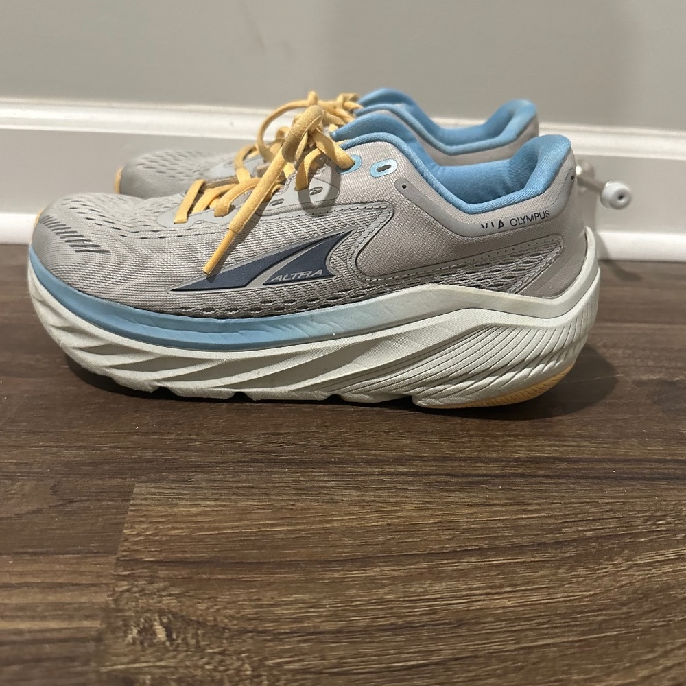 Altra Running VIA Olympus Road Running Shoe